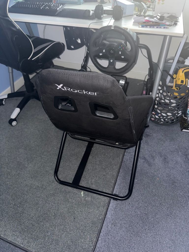 Racing simulator 