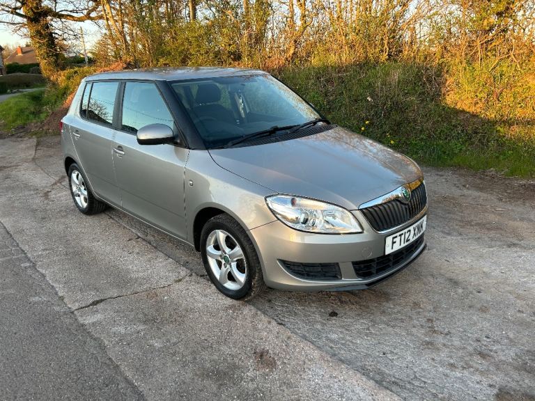 Skoda, FABIA, Hatchback, 2012, Semi-Auto, 1197 (cc), 5 doors