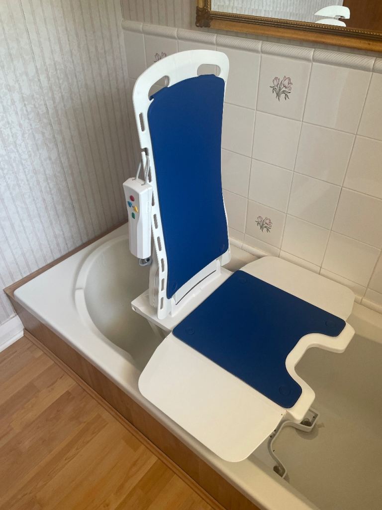 Bathtub Lift Chair – Mobility Aid, Good Condition