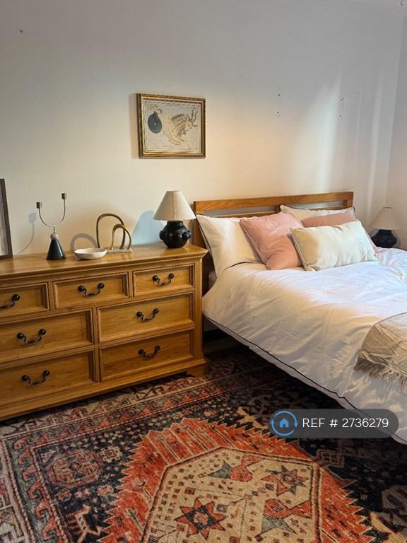 3 bedroom house in St. Annes Close, Winchester, SO22 (3 bed) (#2736279)