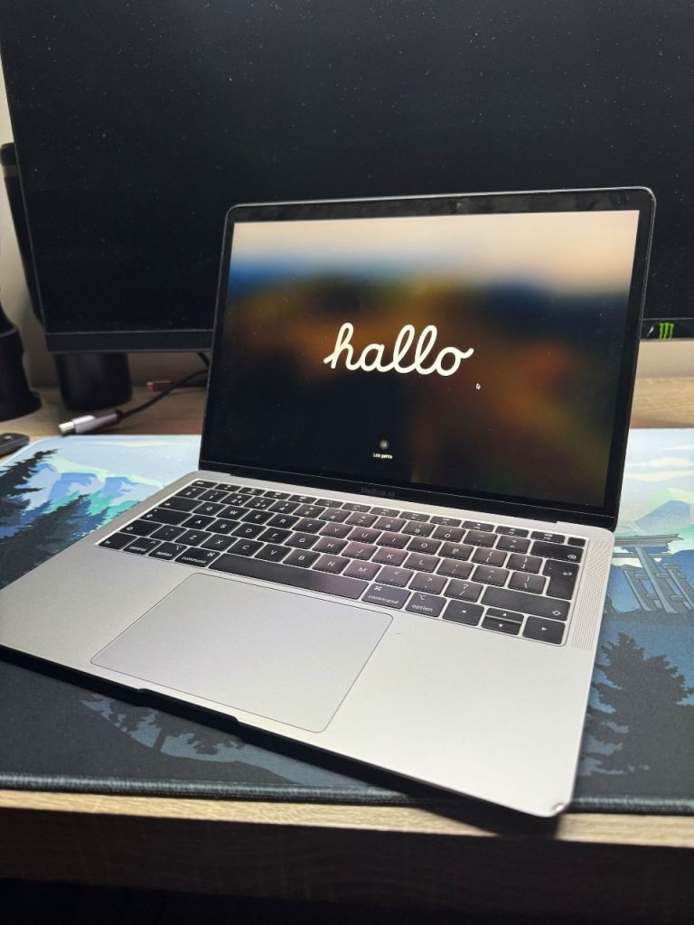 Apple MacBook Air 13" 2018 Retina – i5 / 8GB RAM / 128GB SSD – Great Condition