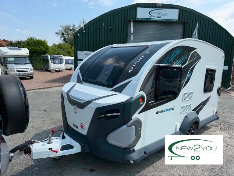 2023 Swift Basecamp 4 Berth LIGHTWEIGHT Caravan + Motor Mover - STOCK H123