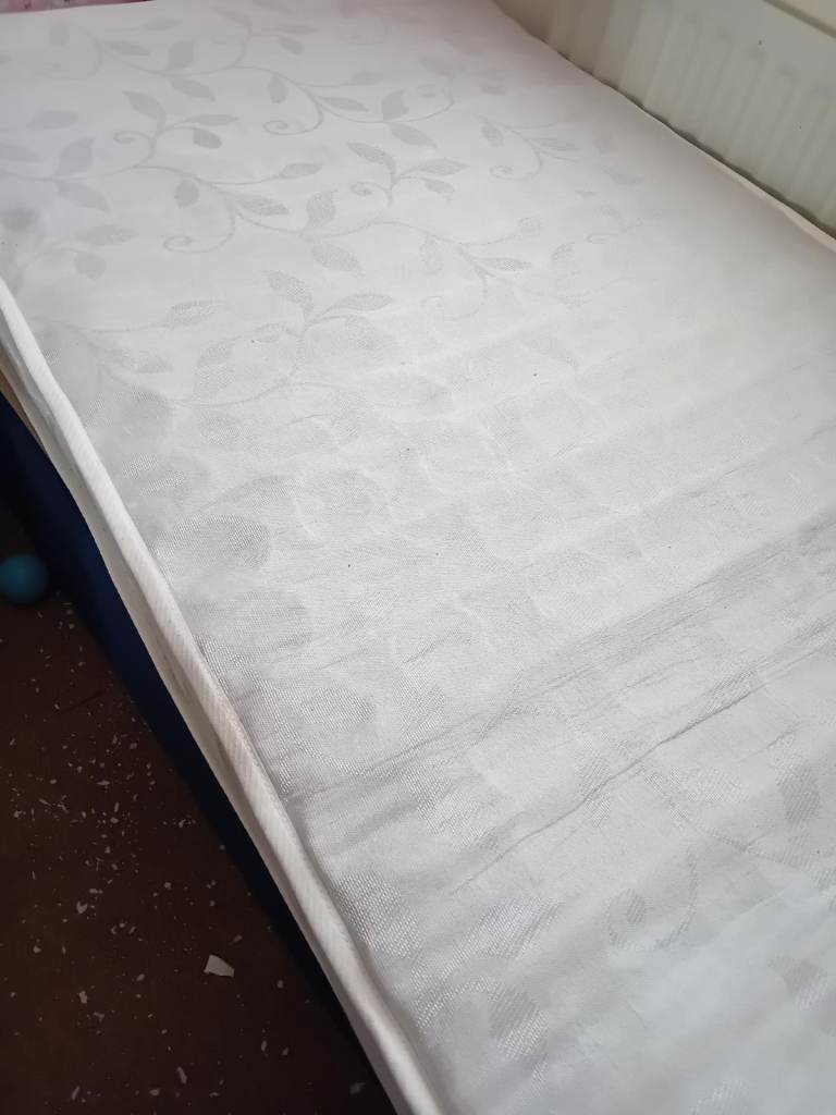 single bed for sale 