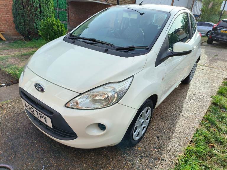 Ford, KA, Hatchback, 2012, Manual, 1242 (cc), 3 doors