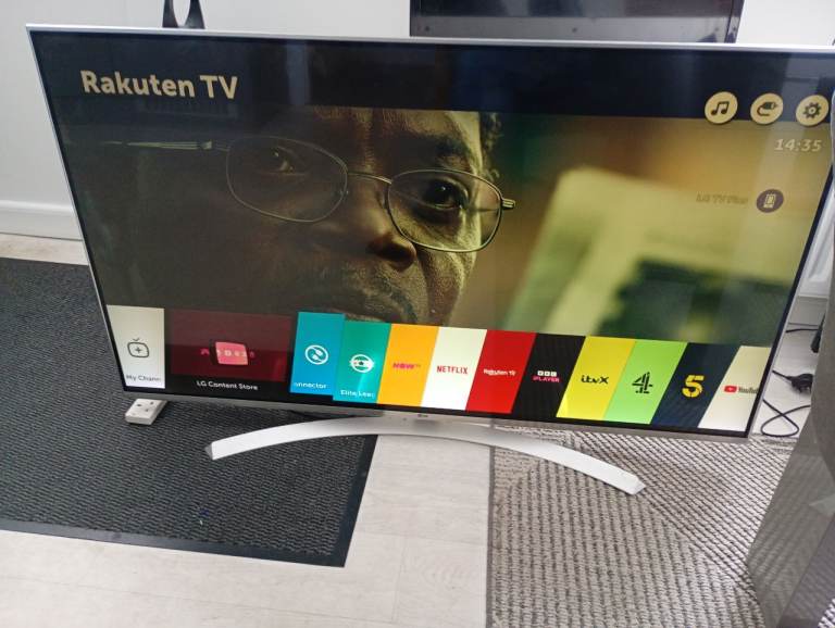 2 LG Smart Led Televisions(read add)