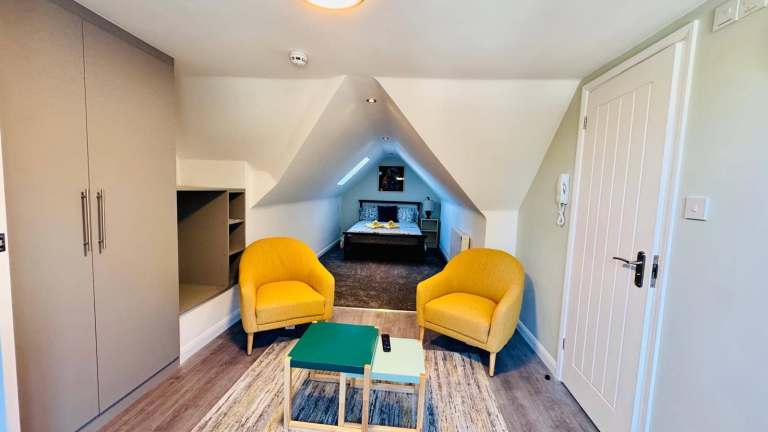 *INCL ALL BILLS & WIFI* LUXURY DOUBLE ENSUITE WITH FREE STREET PARKING- HAYES HILLINGDON UXBRIDGE