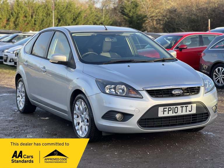 2010 Ford Focus 1.6 Zetec 5dr HATCHBACK PETROL Manual