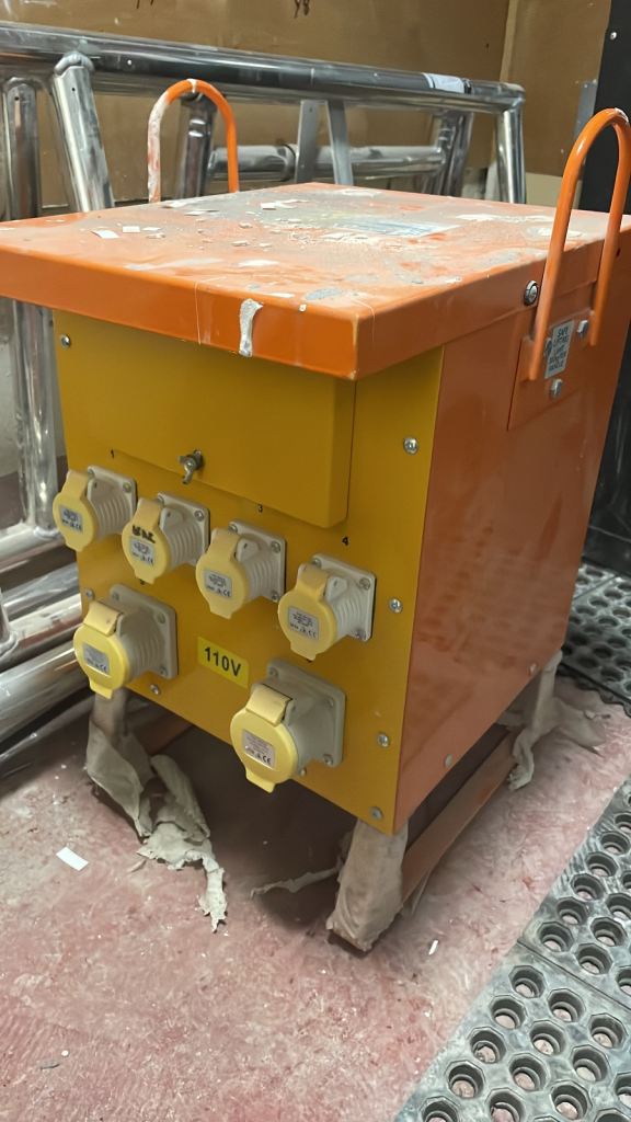 #7, 110v Transformers with 4 x 16A, 2 x 32A Sockets