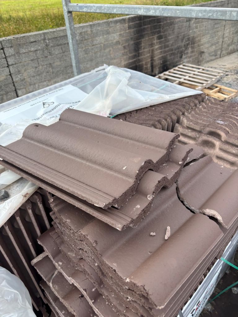 Brown Roof Tiles - Roadstone Derrie