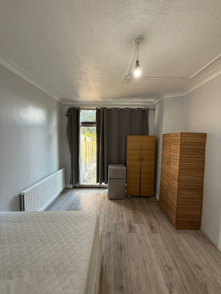 WELL-MAINTAINED DOUBLE ROOM IN WALTHAMSTOW - BILLS INCLUDED ⭐