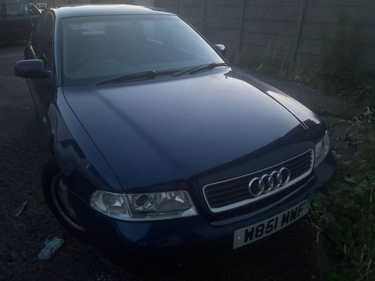 Audi, A4, Saloon, 2000, Manual, 1595 (cc), 4 doors