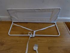 Adjustable bed rail for double beds