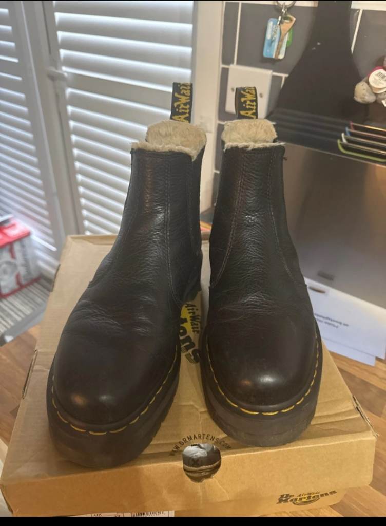 Dr martins quad chelsea fur lined boots 