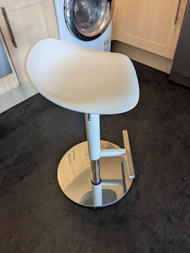 2 White Adjustable Bar Stools – Excellent Condition