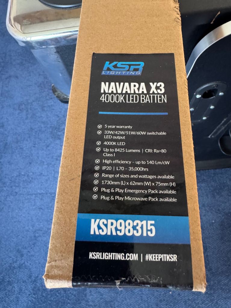 KSR Lighting Navara X3 4000K LED Batten Light - New in Box