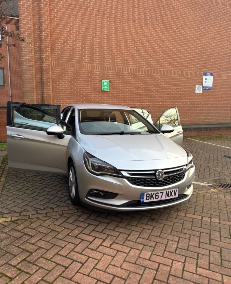 Vauxhall, ASTRA, Hatchback, 2018, Manual, 1598 (cc), 5 doors