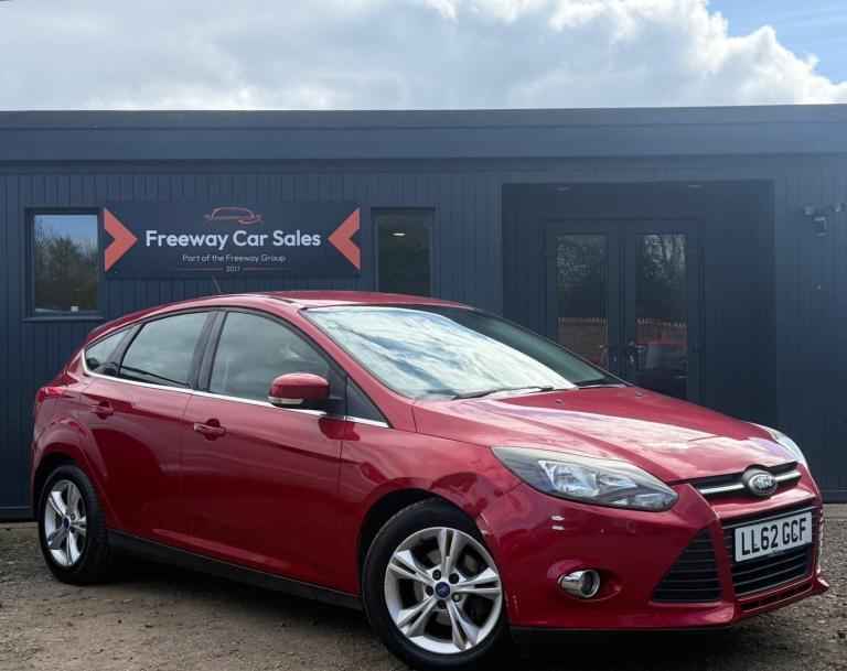 FORD FOCUS 1.6 Zetec 5dr Petrol Powershift, Rebuilt Gearbox,Automatic, Bluetooth