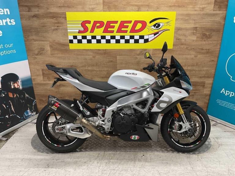 Aprilia Tuono V4 1100