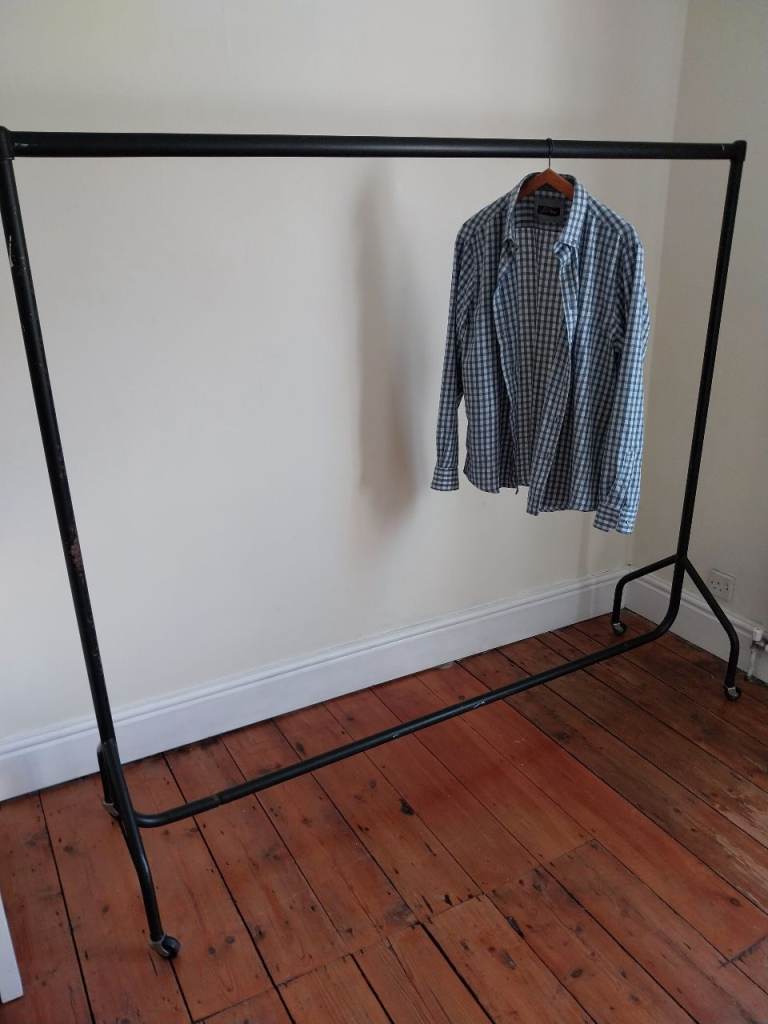 Steel clothes rail