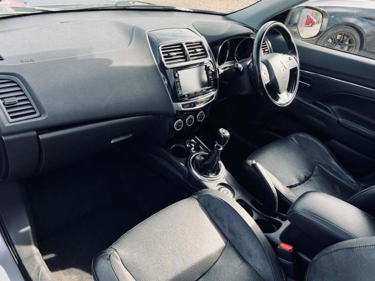 MITSUBISHI ASX 1.6D 4 SUV 5dr Diesel Manual 4WD Euro 6 2017