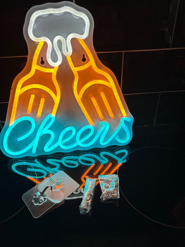 Brand new in box neon beer cheers sign