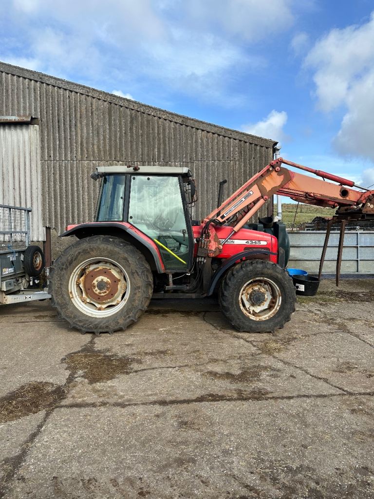 Massey Ferguson 4345