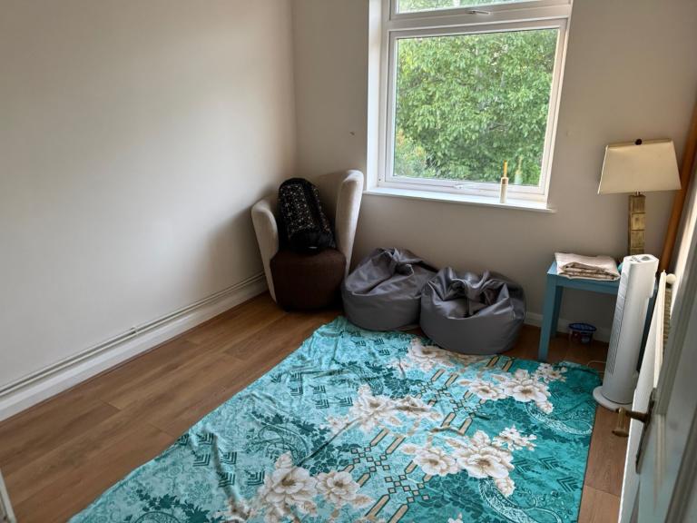 Single room for rent