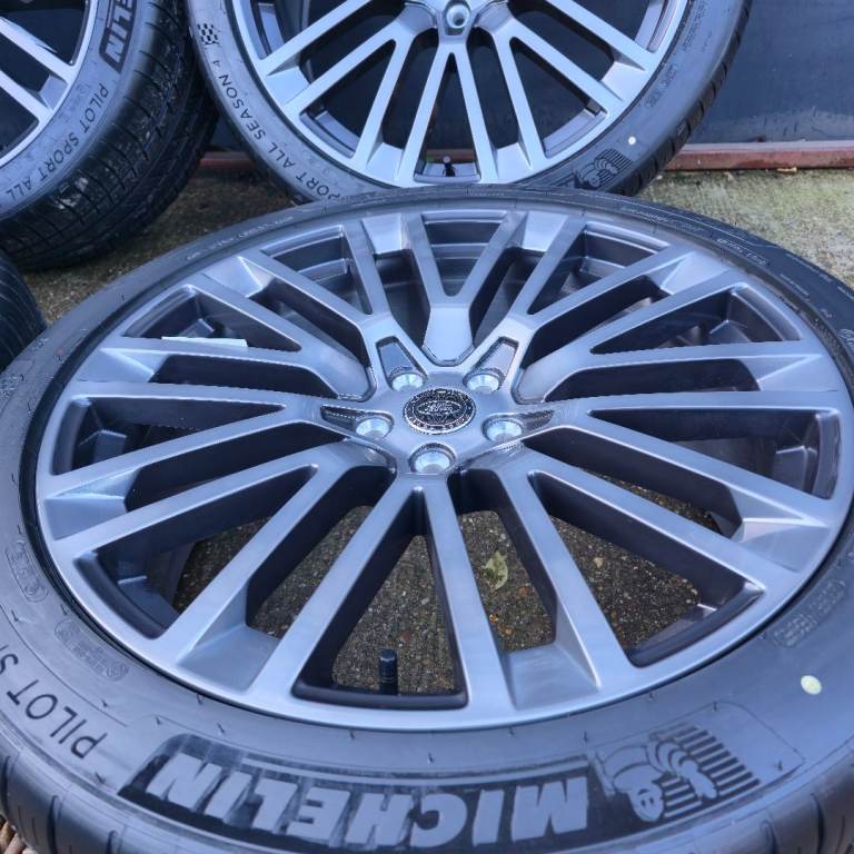 Range Rover 23" 1084 Alloy wheels SV Genuine SVO L460 L461 NEW