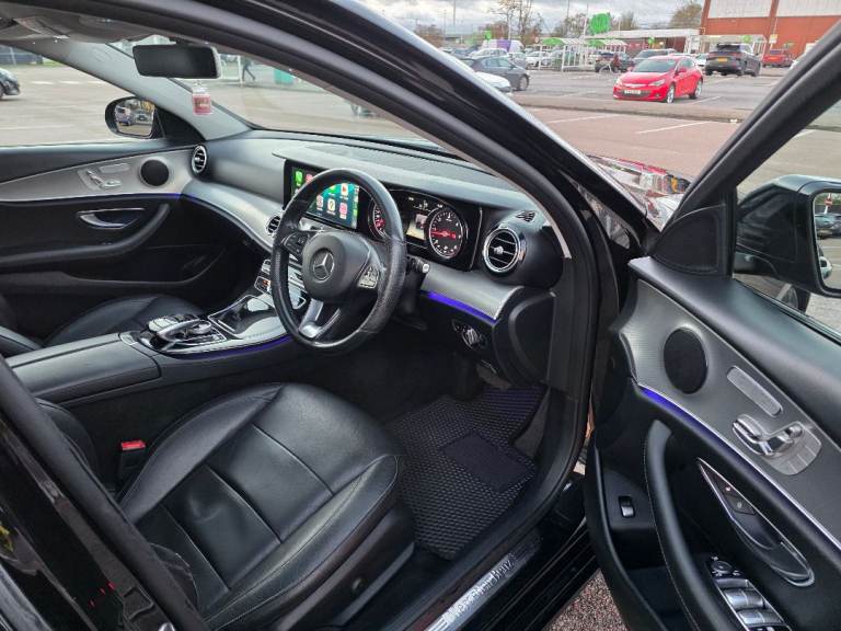 Mercedes-Benz E220 2017 premium sunroof- e class 