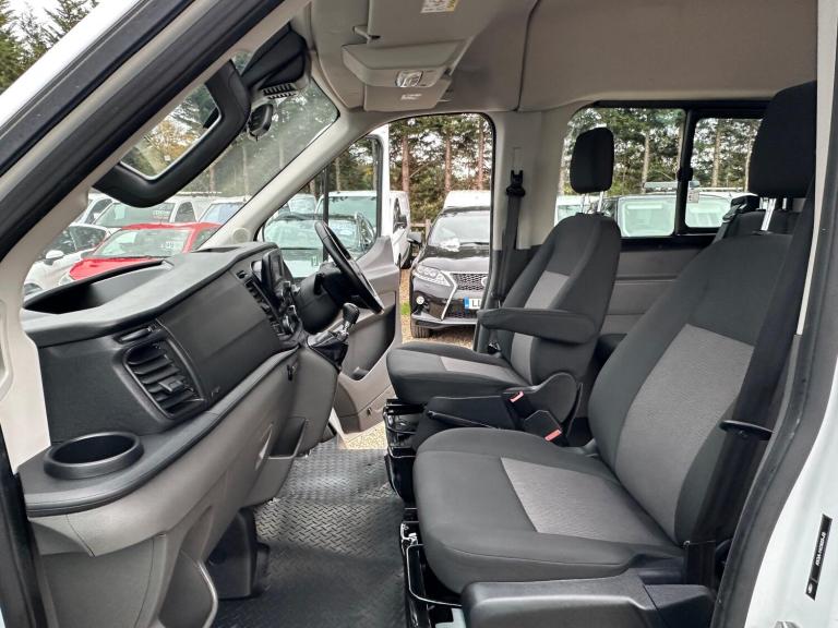 2022 Ford Transit 2.0 350 EcoBlue Leader RWD L2 H2 Euro 6 (s/s) 5dr (12 Seat) MINIBUS Diesel Manual