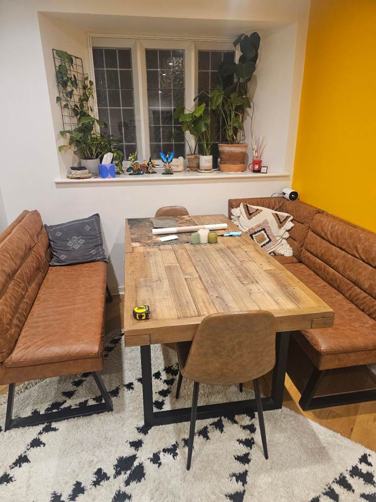 image for Reclaimed wood extendable table & chairs