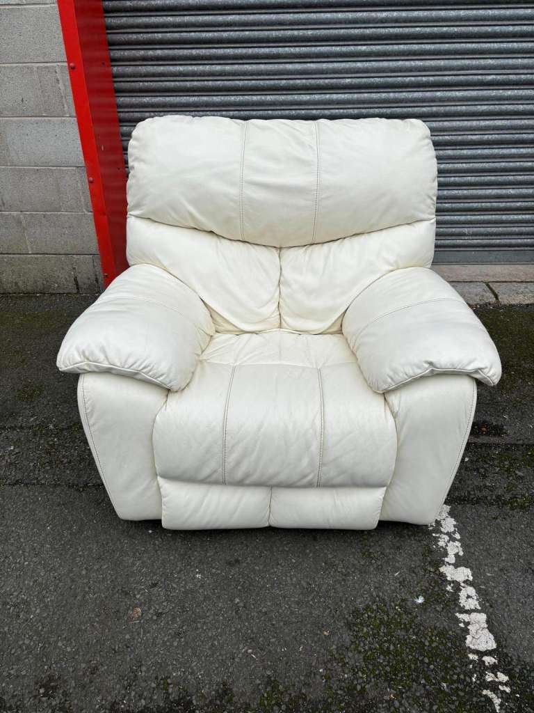 White Leather Chair 