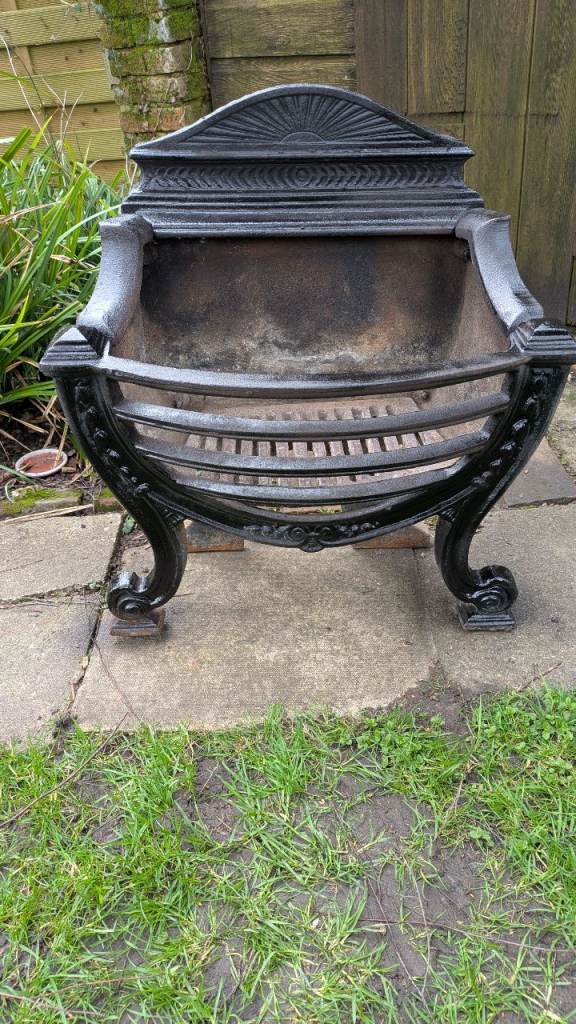 Genuine cast iron fire grate