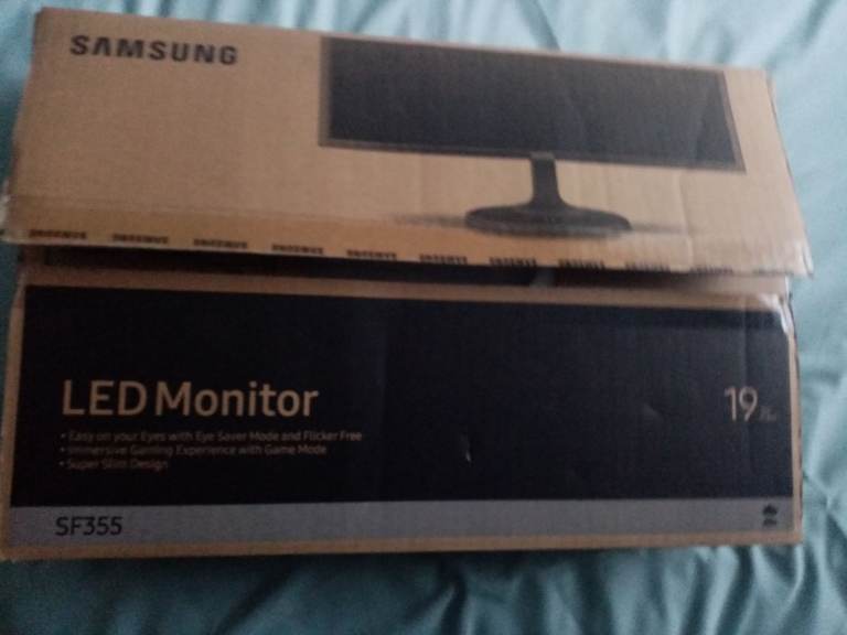 Led monitor (unused still in box) 