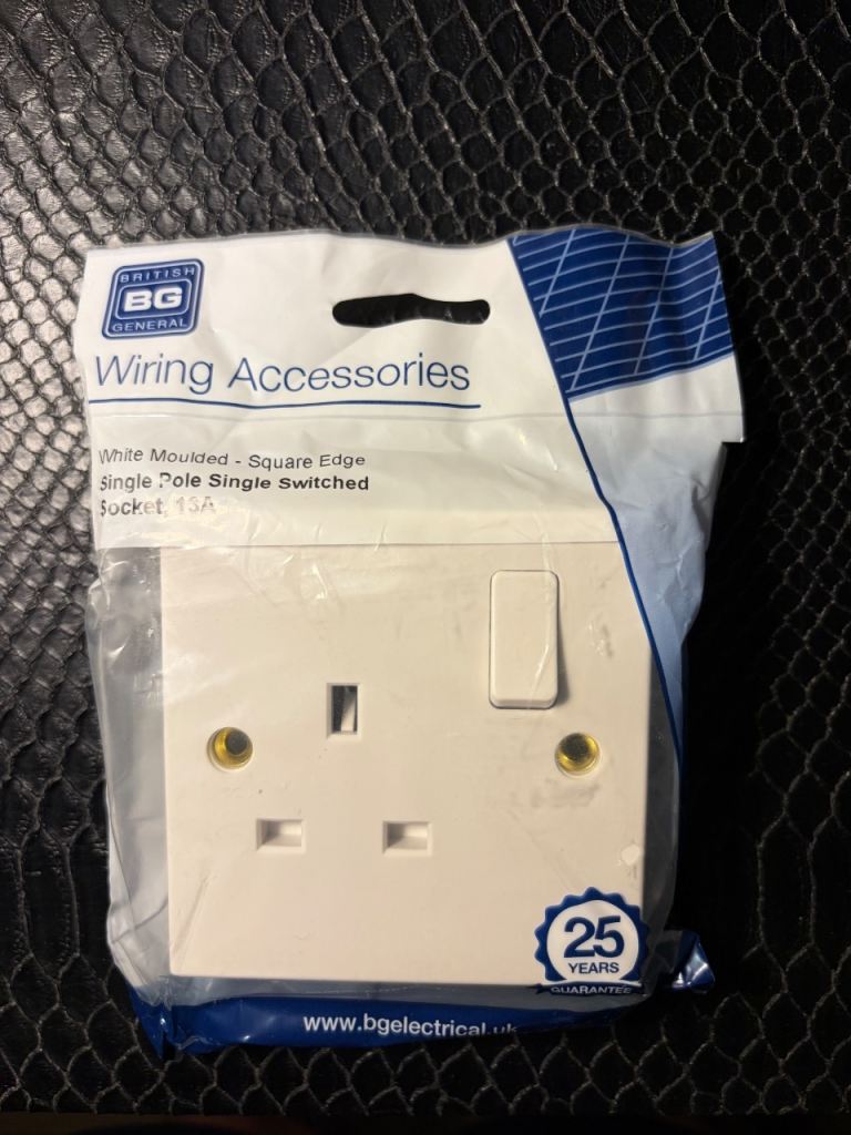 NEW British General White Mounted 13A Single Switched Socket