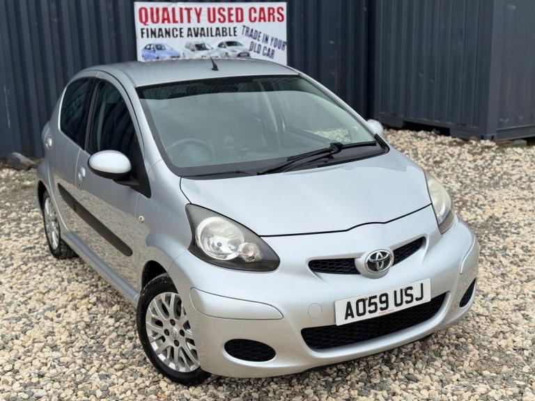 2009 Toyota AYGO 1.0 VVT-i Platinum Euro 4 5dr HATCHBACK Petrol Manual