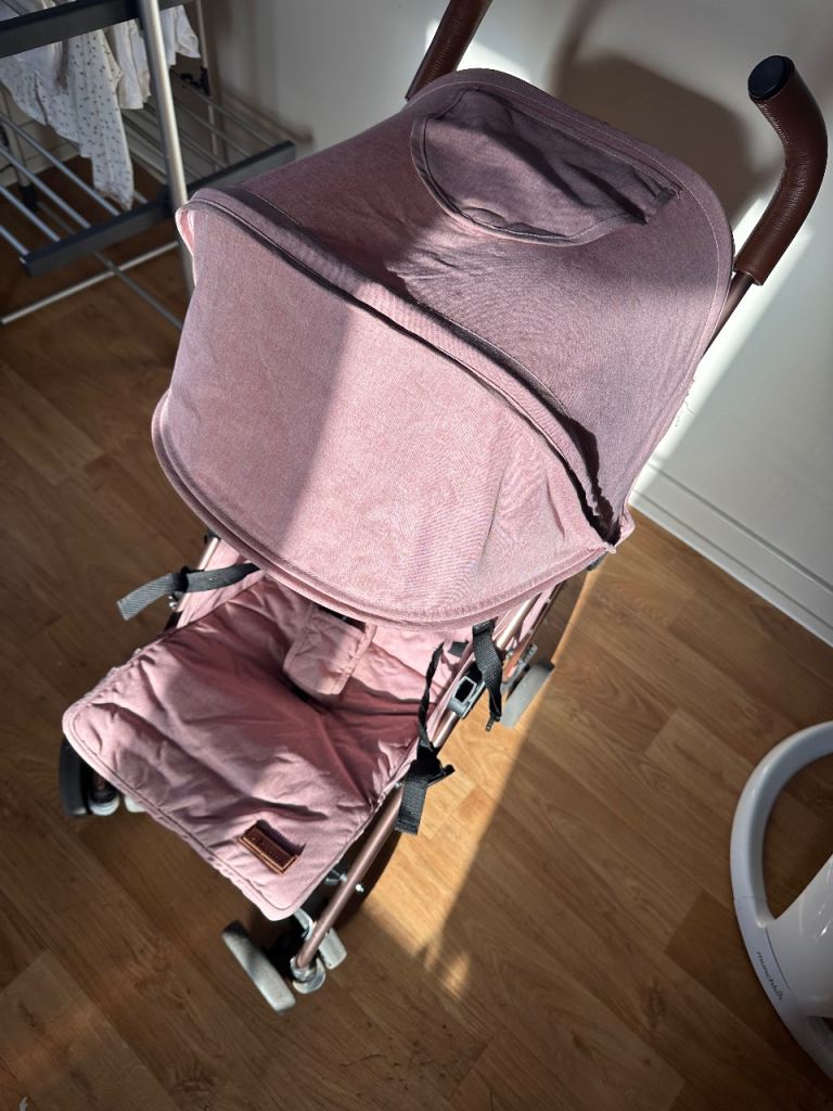 Pink Baby Pushchair/Stroller – Good Condition