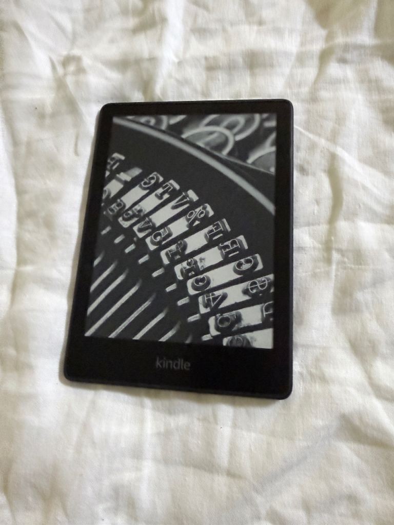 Amazon Kindle Paperwhite (11th Generation) 16GB