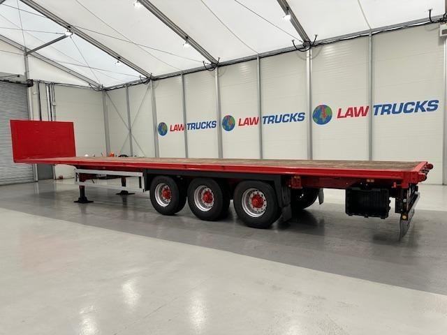 Schmitz Tri Axle Flatbed Trailer