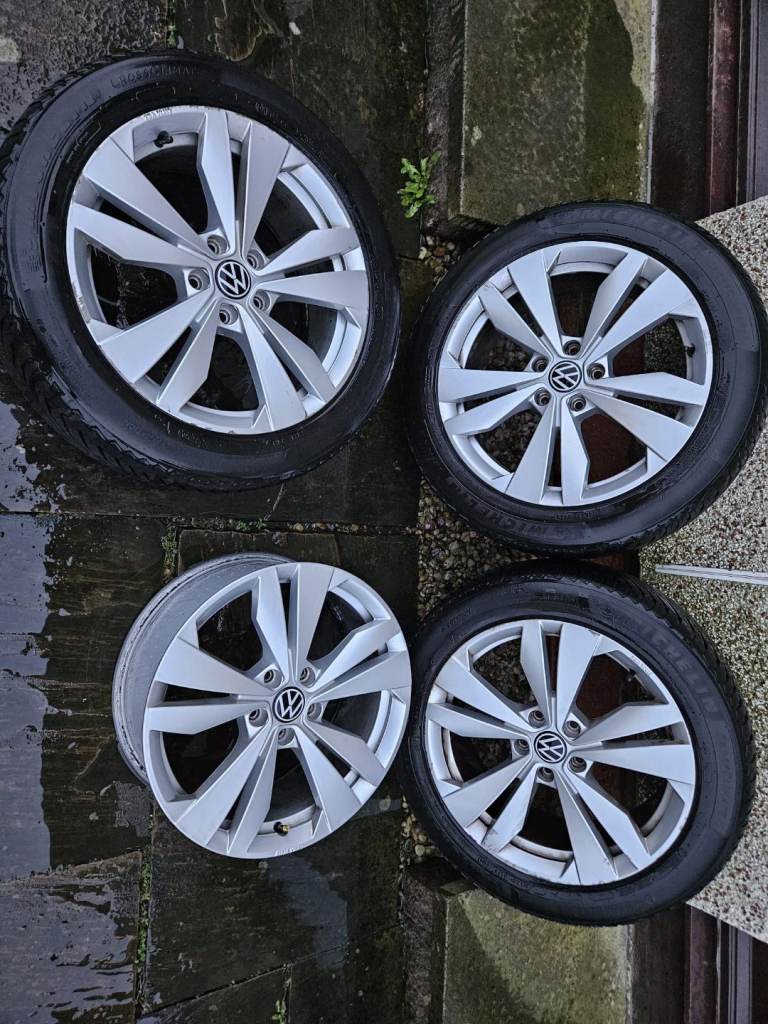 18 inch genuine VW alloy wheels pcd 5x112