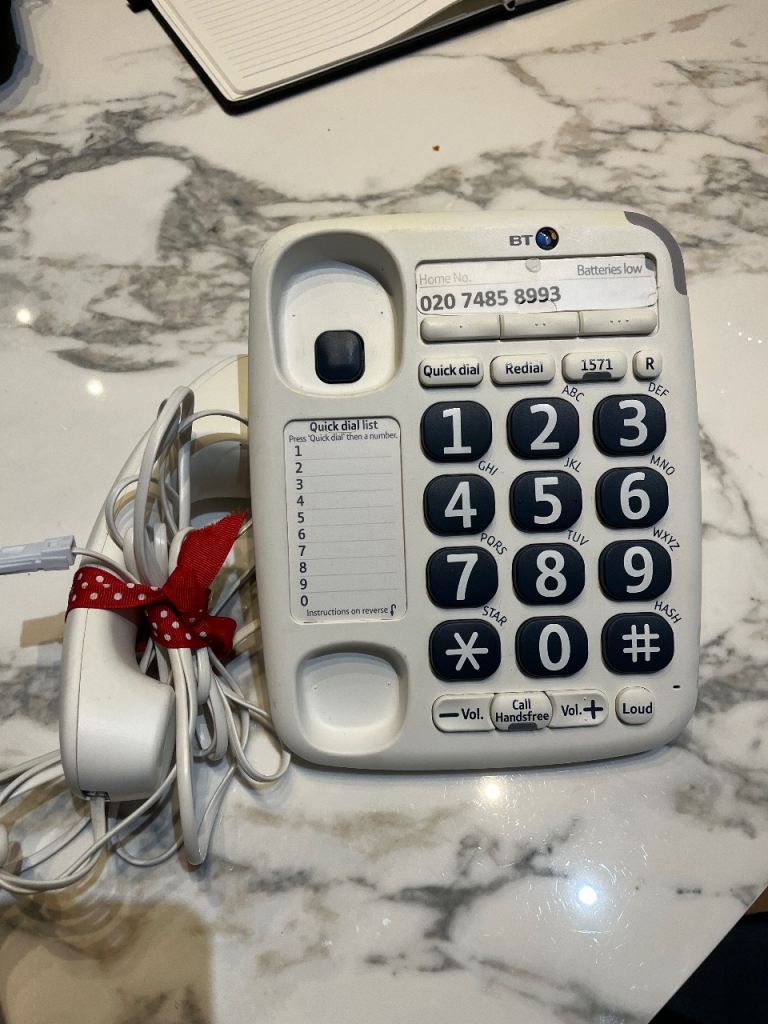 BT LARGE BUTTON telephone handset as new