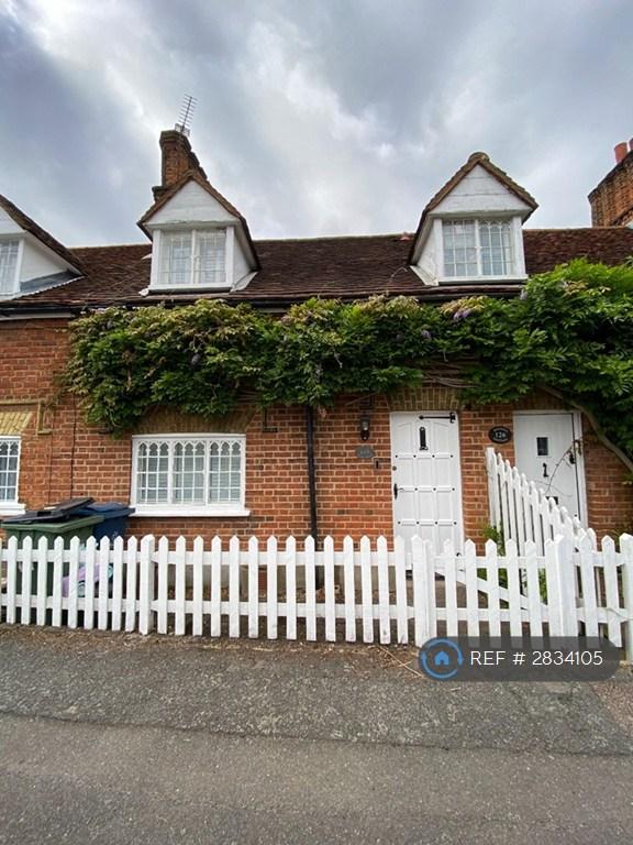 2 bedroom house in Gordon Avenue, Stanmore, HA7 (2 bed) (#2834105)