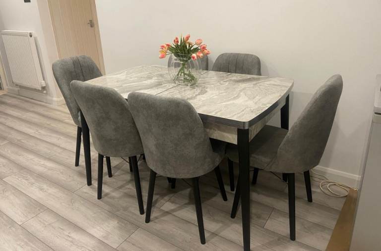 Modern Grey Extendable Dining Table Set with 6 Chairs – Free and Fast Delivery