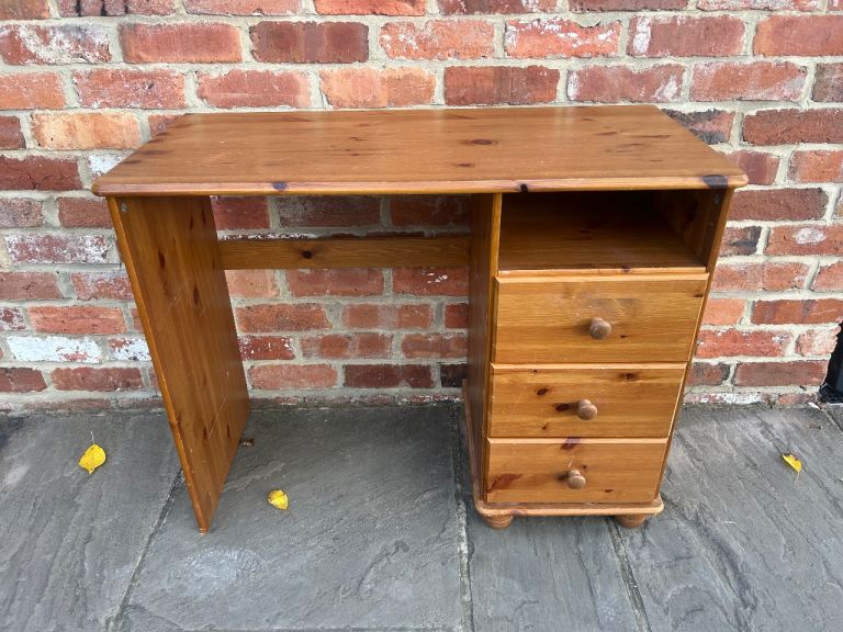 Pine Dressing Table - Good Condition 