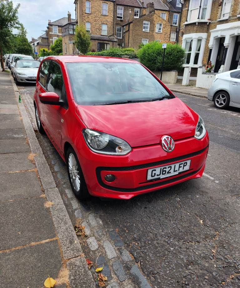 Volkswagen, UP, Hatchback, 2012, Manual, 999 (cc), 3 doors