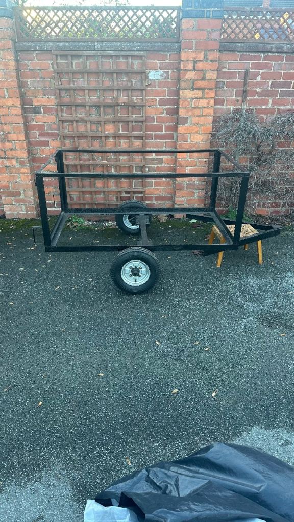Car trailer
