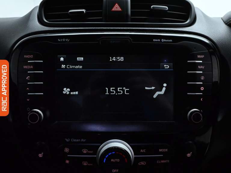 2015 Kia Soul 1.6 CRDi Maxx SUV 5dr Diesel Manual Euro 5 (126 bhp) Hatchback DIESEL Manual