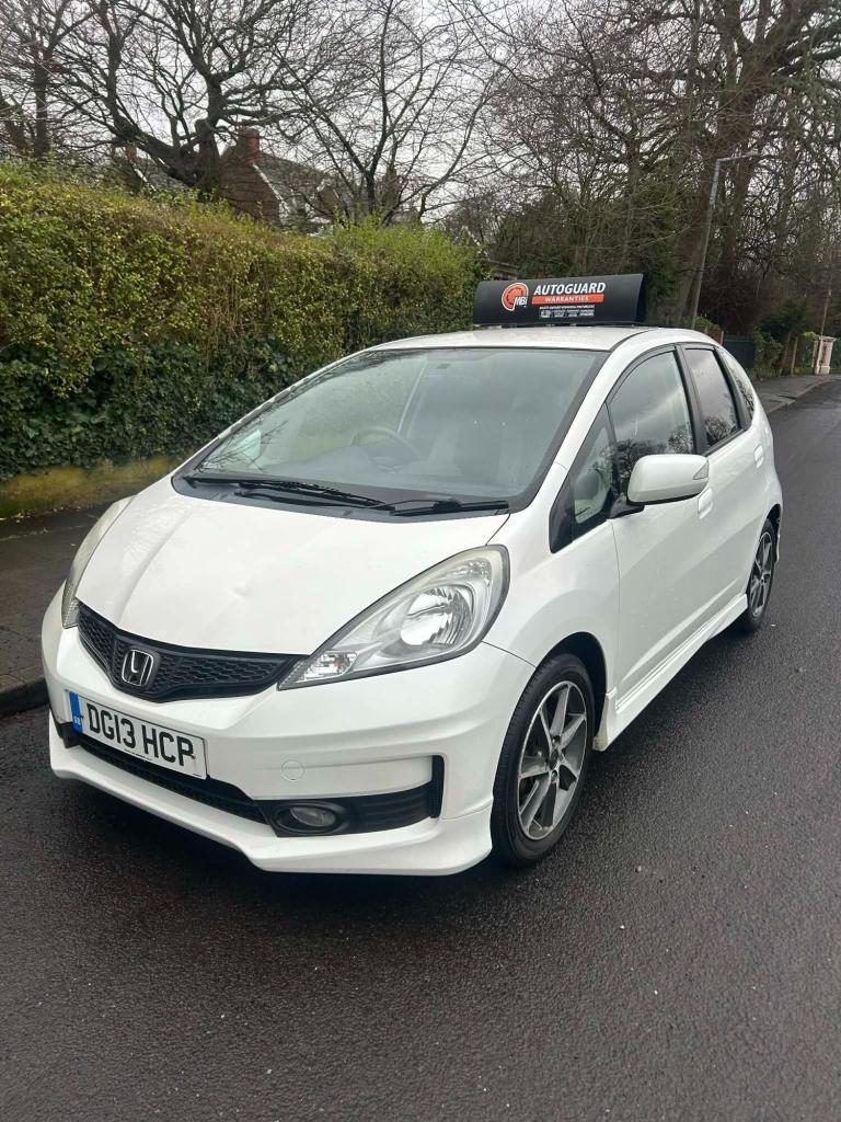 2013 Honda Jazz 1.4 i-VTEC Si-T 5dr- 11 SERVICE STAMPS HATCHBACK Petrol Manual