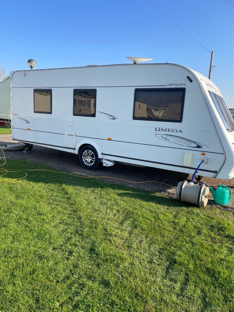 Island bed caravan