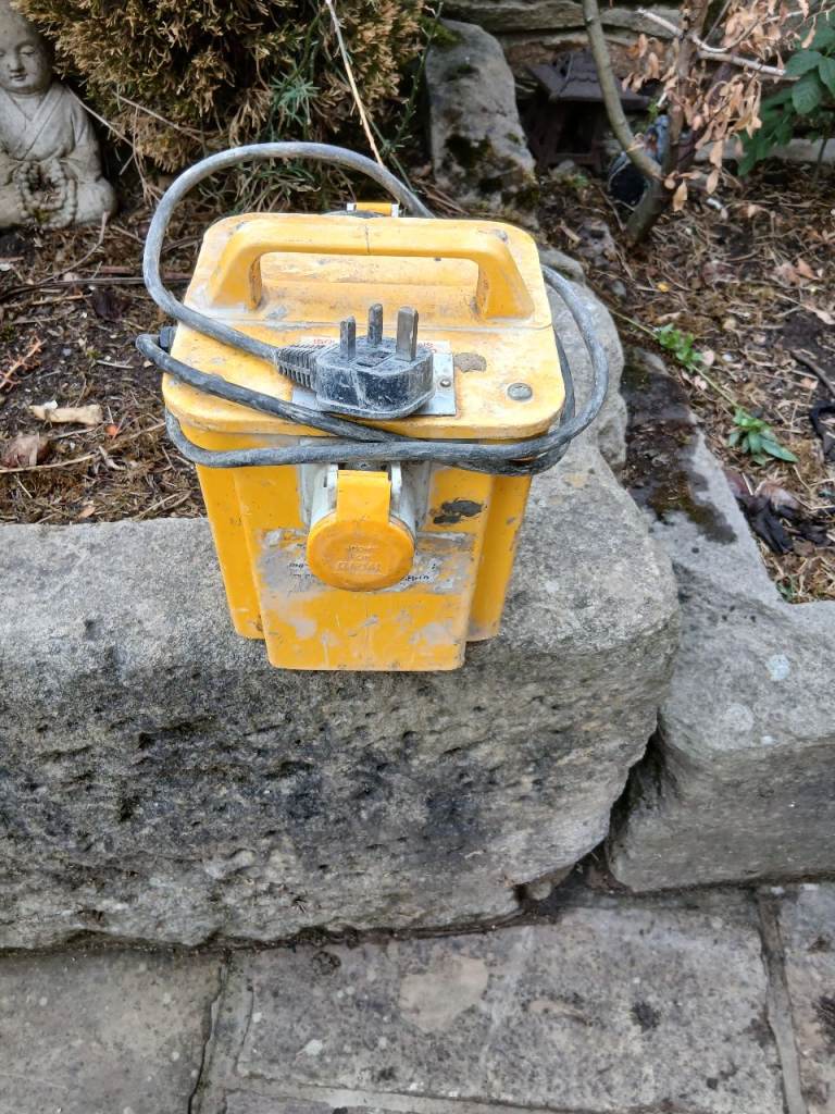 Yellow Power Transformer 110V – Fair Condition